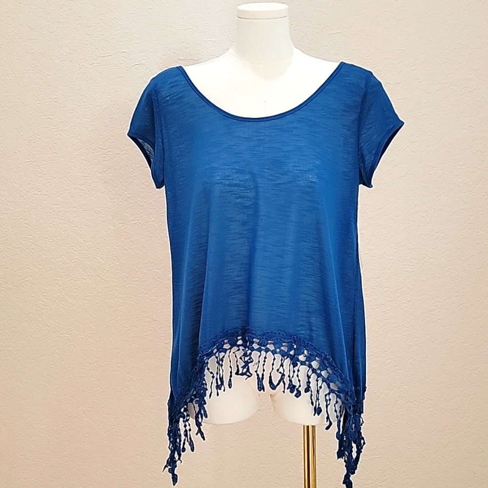 NWT - Blue Fringe Top Roommates Size Medium